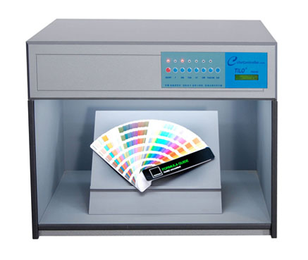 標(biāo)準(zhǔn)光源箱圖片